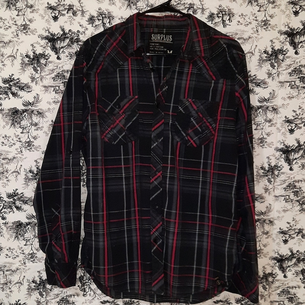 Surplus button up